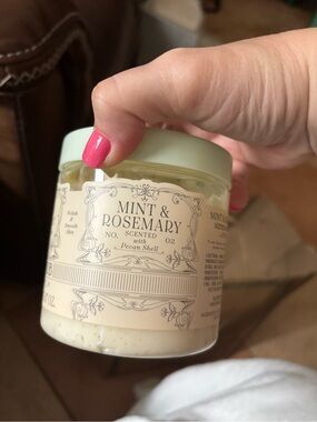 Asquith & Sumerset Mint & Rosemary Scented Body Scrub
